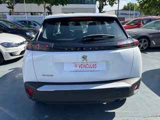 Peugeot 2008 Puretech 100 SANDS Active Pack 75 kW (100 CV)