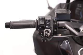 YAMAHA T-MAX 560 TECH 2023
