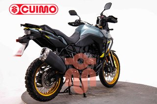 SUZUKI V-STROM 800
