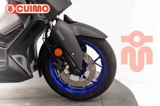 YAMAHA XMAX 300