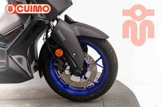 YAMAHA XMAX 300