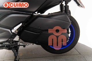 YAMAHA XMAX 300