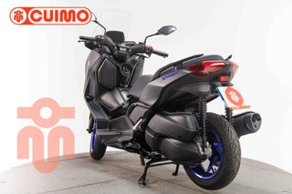 YAMAHA XMAX 300