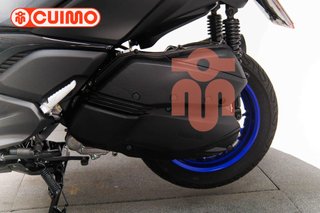 YAMAHA XMAX 300