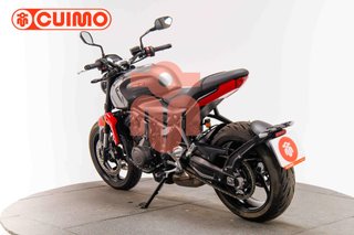 TRIUMPH TRIDENT 660