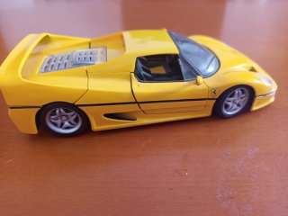 Maqueta Ferrari F50 Amarillo
