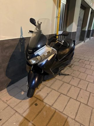Suzuki Burgman 125cc Azul