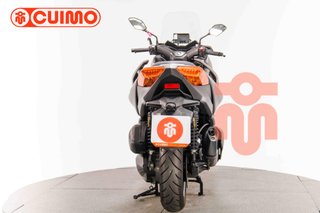 YAMAHA XMAX 300