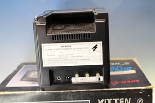 Televisor portátil con radio Kitten Sound KS-0405.