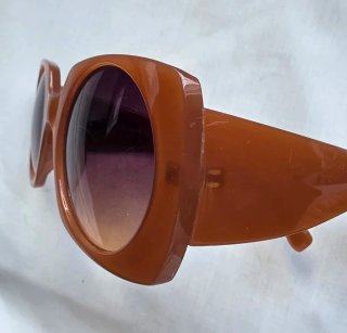 Gafas de sol marrones