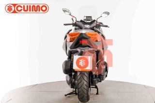 YAMAHA XMAX 300