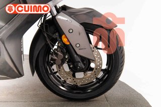 YAMAHA XMAX 300