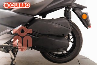 YAMAHA XMAX 300