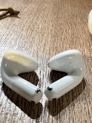 Apple AirPods 4 - Blancos 2024