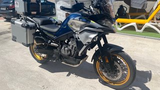 CFMoto 800MT Adventure Moto Azul/Plata