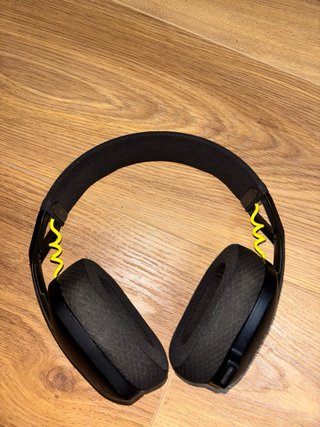 PS5 con 1 mando+ Cascos G435 + Monitor Asus 165Hz
