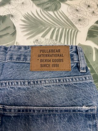 Bermuda Pull&Bear y polo blanco 8€