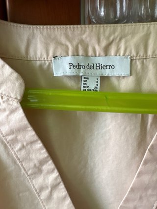 Blusa Pedro del Hierro color beige