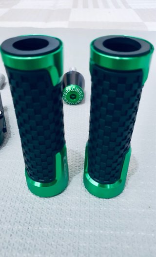 Manetas Freno y Embrague + Puños Moto