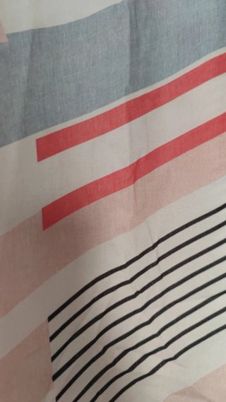 Top Stradivarius Talla S/36 Estampado Geométrico