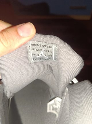 Jordan Scarpe Grigie e Bianche