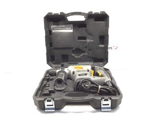 martillo electrico titan ttb278sds