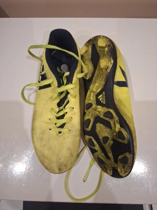 Lote Botas Fútbol Adidas y Nike