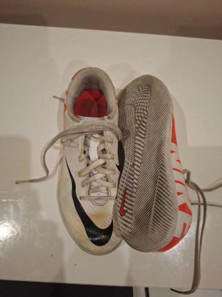 Lote Botas Fútbol Adidas y Nike