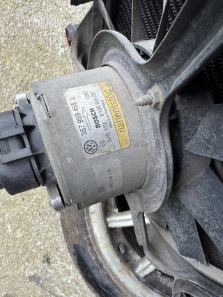Radiador 1LO 121 251 E