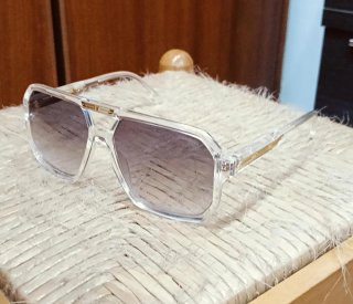 Funda y Gafas Carrera.