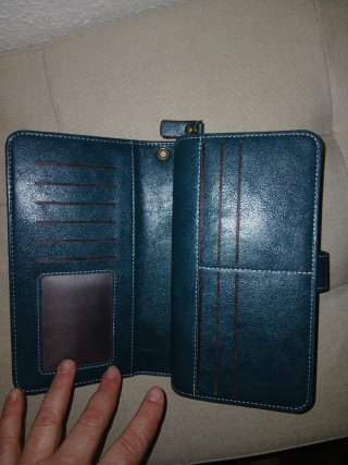 Cartera de mujer con cremallera dorada