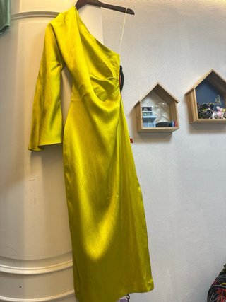 Vestido Zara lima