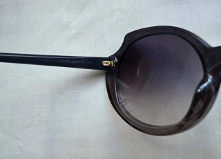 Occhiali da sole grandi