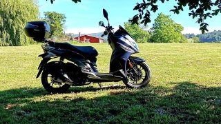 Moto Scooter 125cc Negra Sin Estrenar
