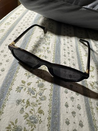 Gafas de sol Miu Miu negras