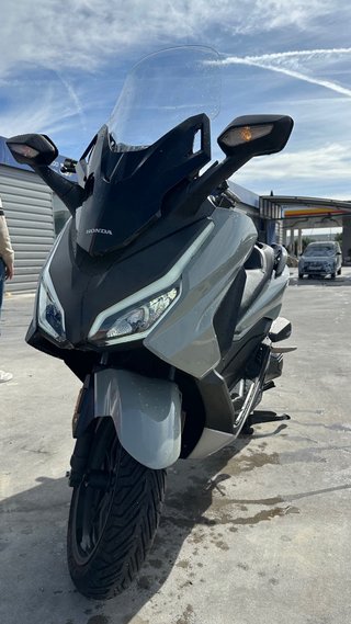 Honda Forza 350