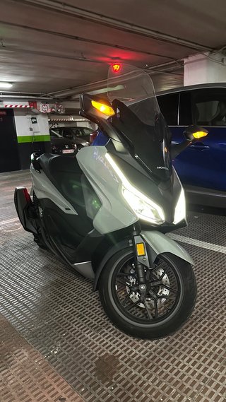 Honda Forza 350