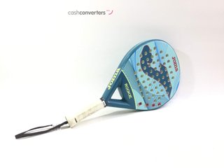 pala de padel vairo across