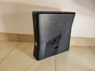 Xbox 360 Negra para piezas.