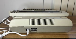 Macchina da Scrivere Elettrica Olivetti Lexikon 82