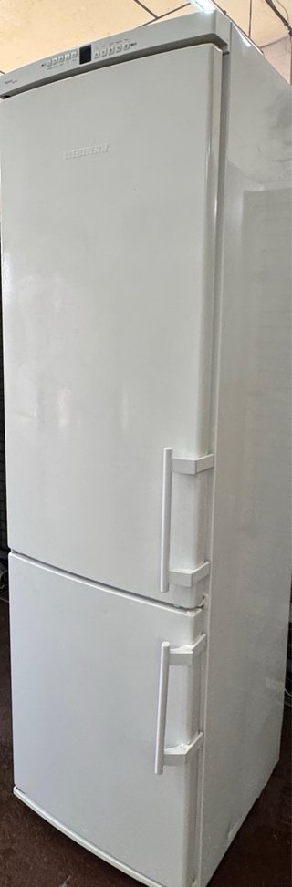 FRIGORÍFICO COMBI NO FROST LIEBHERR EN BLANCO