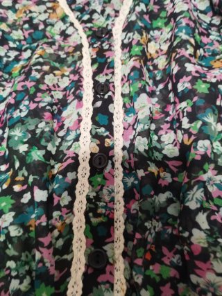 Vestido estampado floral manga larga