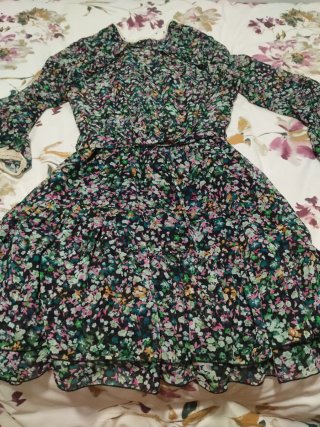 Vestido estampado floral manga larga