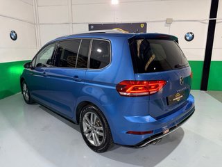 Volkswagen Touran 2.0TDI 150CV DSG R-LINE 2022