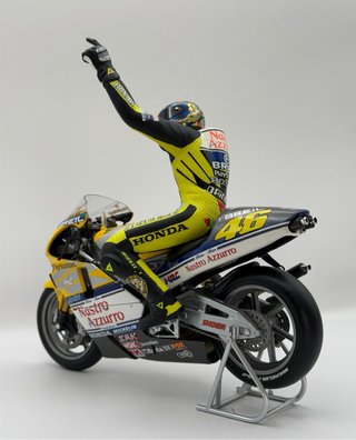 Honda NSR 500 Valentino Rossi 2000 Donington