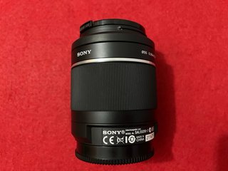 Sony 55-200mm DT Teleobiettivo + Filtro Quasi Nuovo