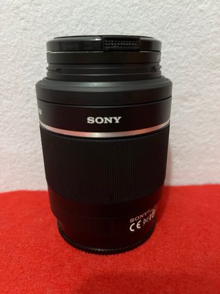 Sony 55-200mm DT Teleobiettivo + Filtro Quasi Nuovo