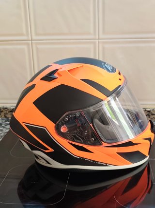 Capacete Shark com Orelhas e airon