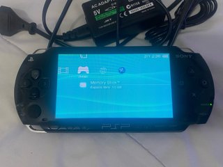 Sony PSP 1004 Negra 16GB