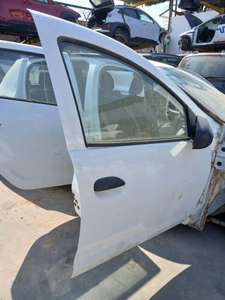 PUERTA DELANTERA DERECHA Dacia Sandero II (10.2012->)